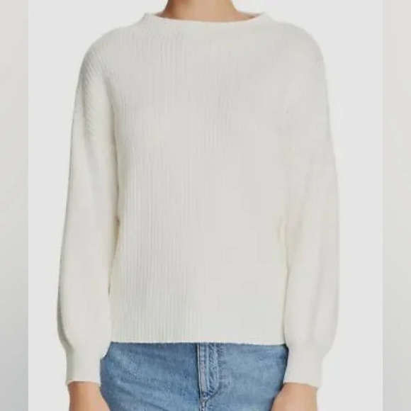 Line + Dot [S] Alder Sweater in White - Picture 2 of 8